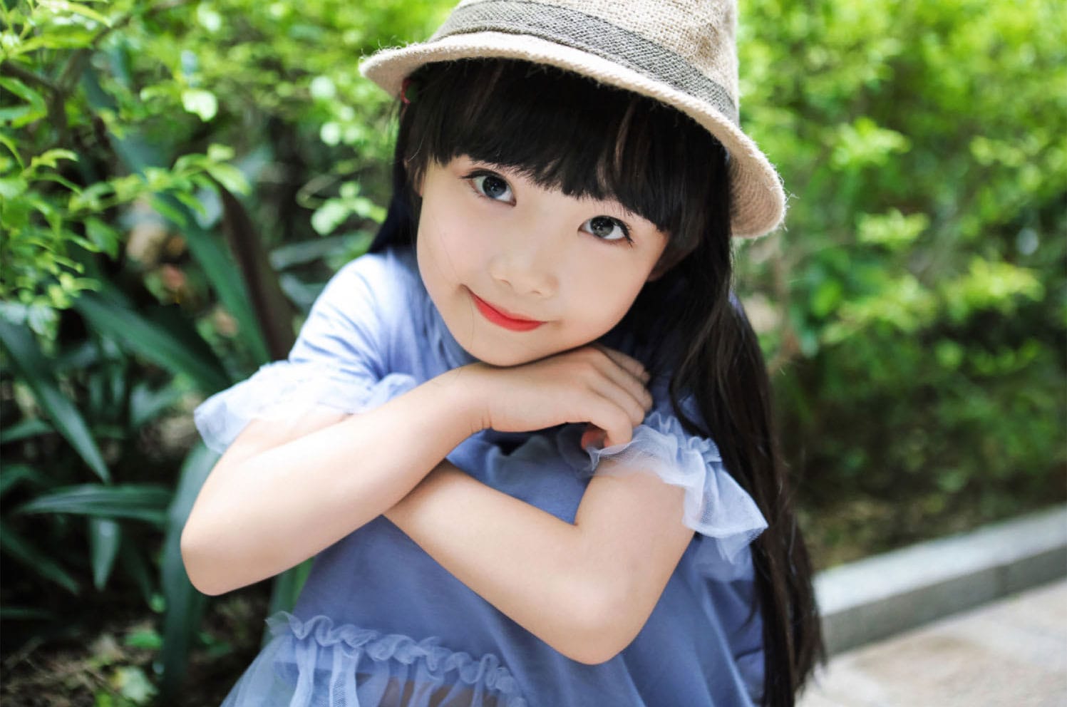 little_girl4_4.4.jpg